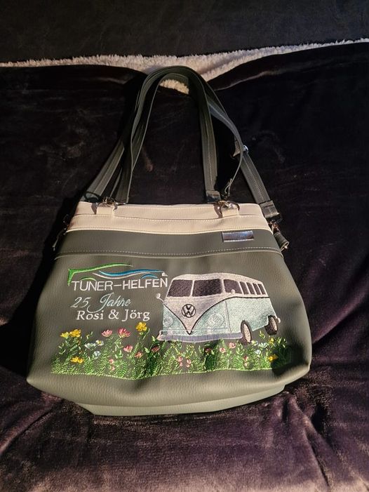 Handtasche